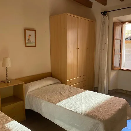 Holiday home Casa Nuria, En El Centro, Al Lado De La Escalinata Del Calvario 6 Personas