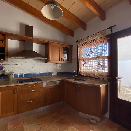 Casa Nuria, En El Centro, Al Lado De La Escalinata Del Calvario 6 Personas Holiday home Pollenca