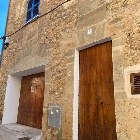 Casa Nuria, En El Centro, Al Lado De La Escalinata Del Calvario 6 Personas Holiday home